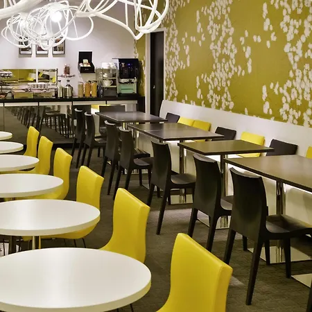 Adagio Grenoble Centre-2